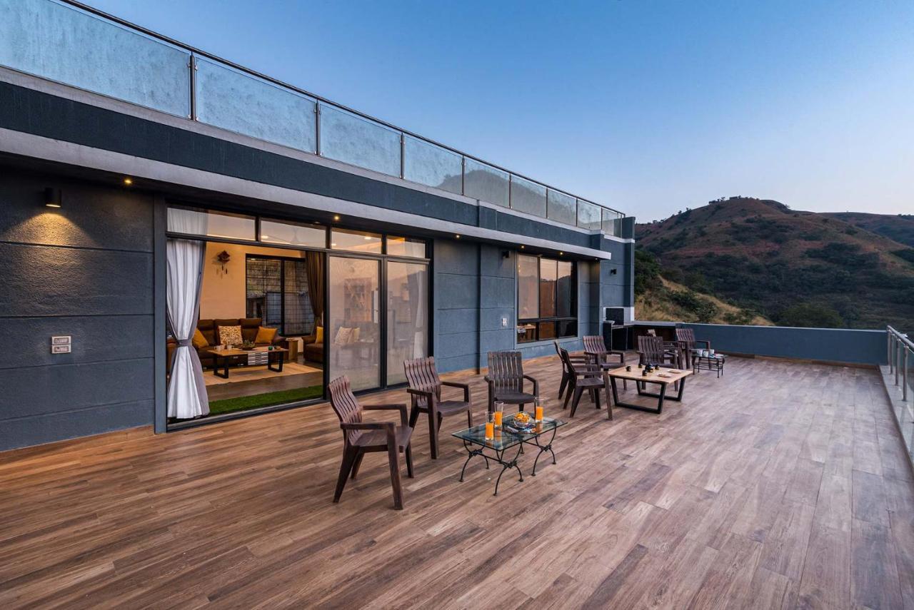 פונה Eyes On The Lake By Stayvista - A Hillside Villa With A Captivating View Of The River מראה חיצוני תמונה