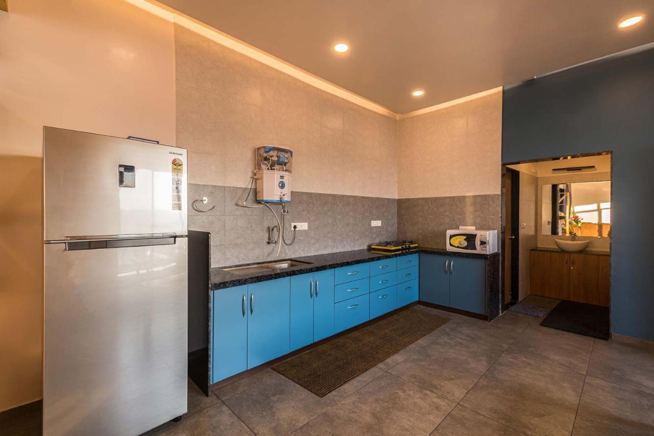 פונה Eyes On The Lake By Stayvista - A Hillside Villa With A Captivating View Of The River מראה חיצוני תמונה